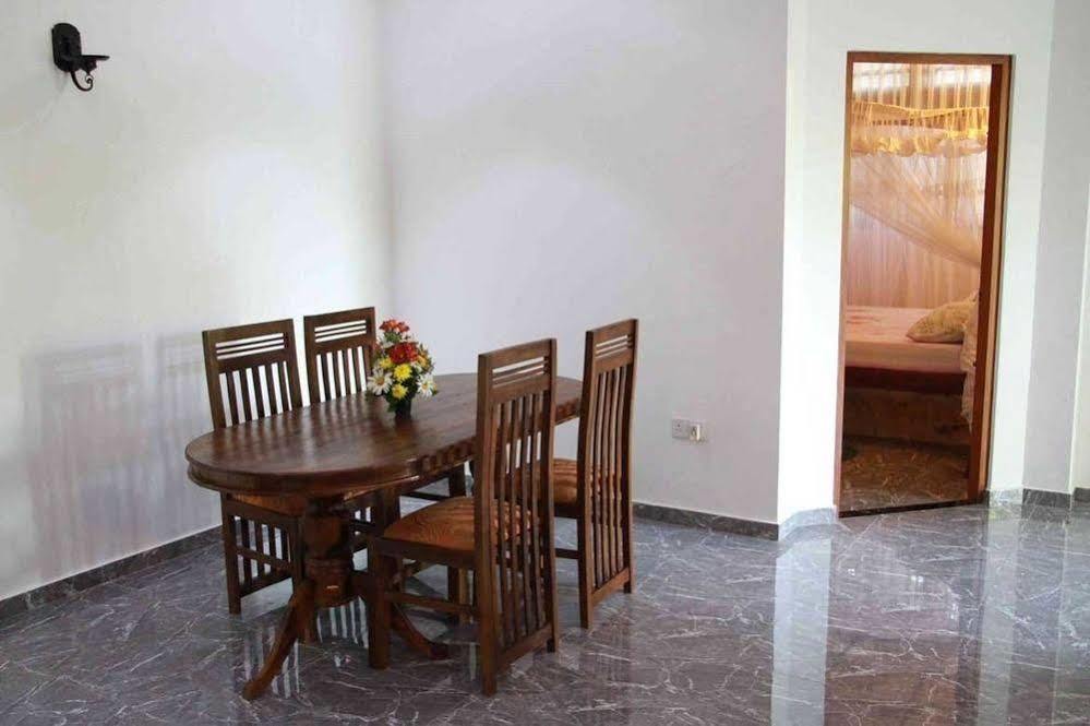 Coral Palm Villa And Apartment Unawatuna Εξωτερικό φωτογραφία